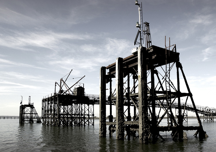 Marine Civil engineering services, Kent Marine Towage